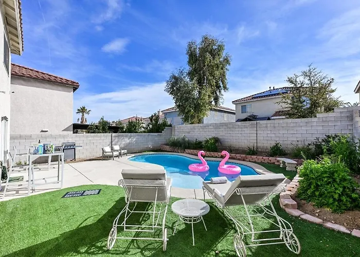 Vila Amor- Pool, Games And Ultimate Vegas Vibes