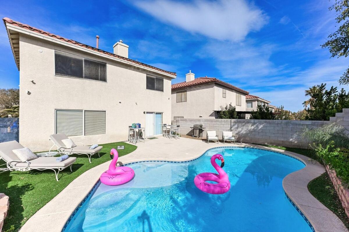 Amor- Pool, Games And Ultimate Vegas Vibes Las Vegas